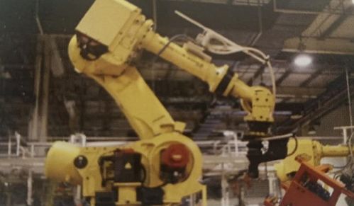 学工业机器人专业怎么样 未来前景如何 毕业生薪资多少